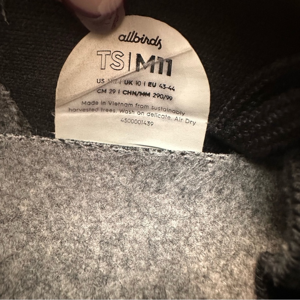 Allbirds Black Men's Sneakers - Picture 6 of 8